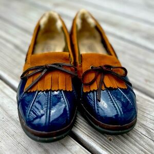 Woman’s UGG dock boot